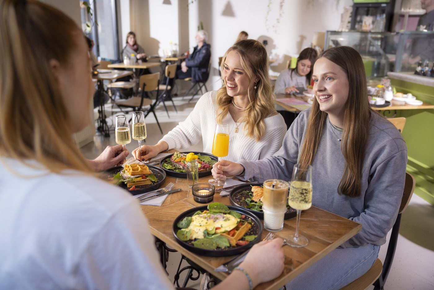 Brunch-Atmosphäre bei Süd&Salzig